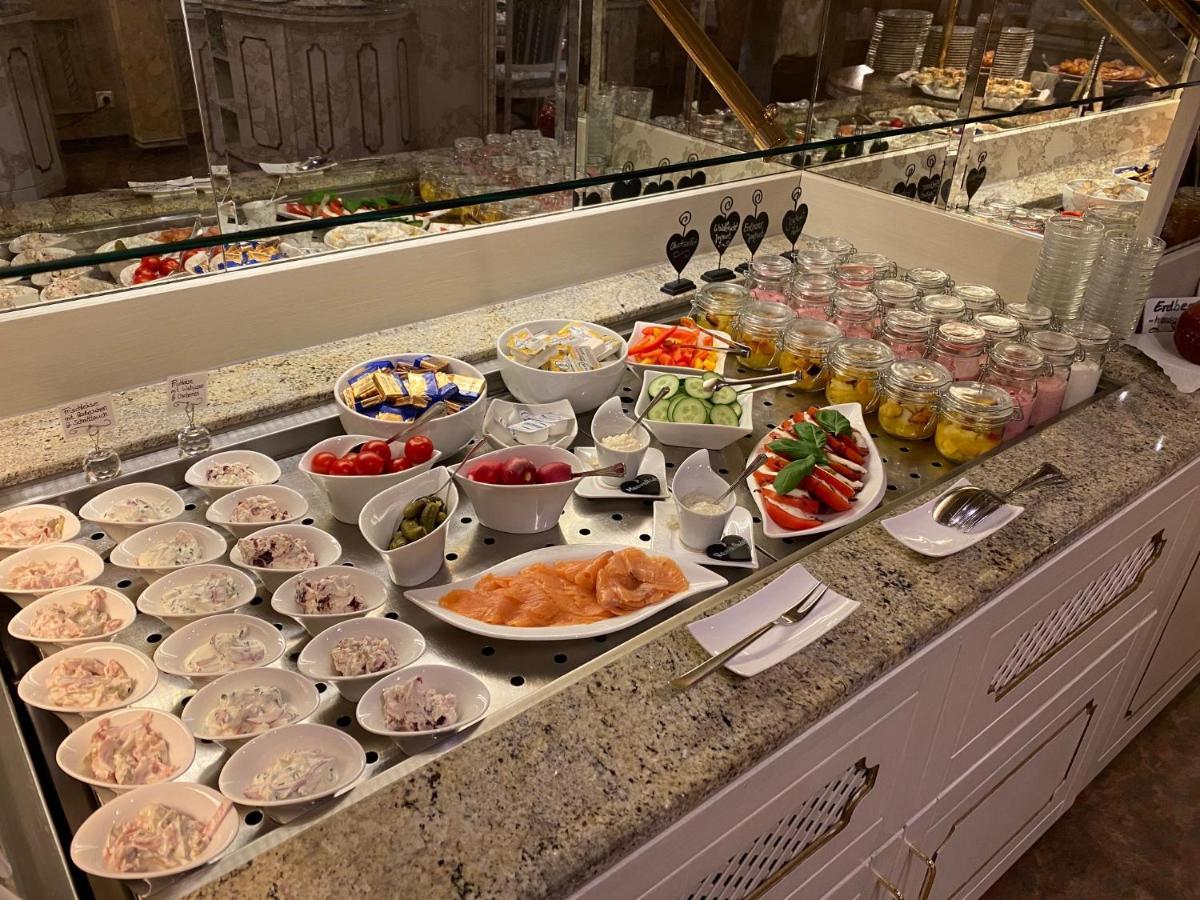 Hotel Garni Fuerst Von Waldeck Виллинген Экстерьер фото